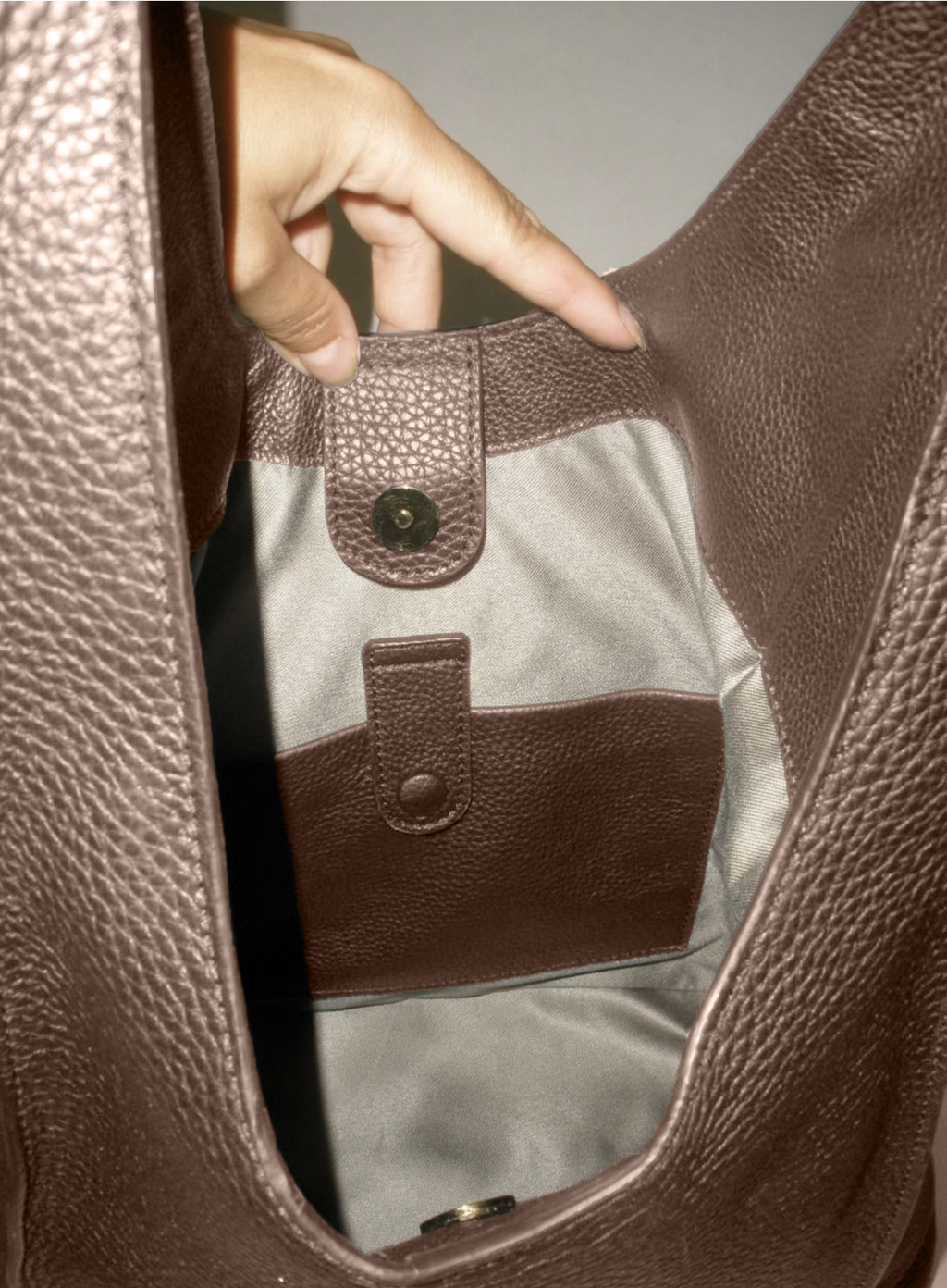 Chocolate Brown: 870
